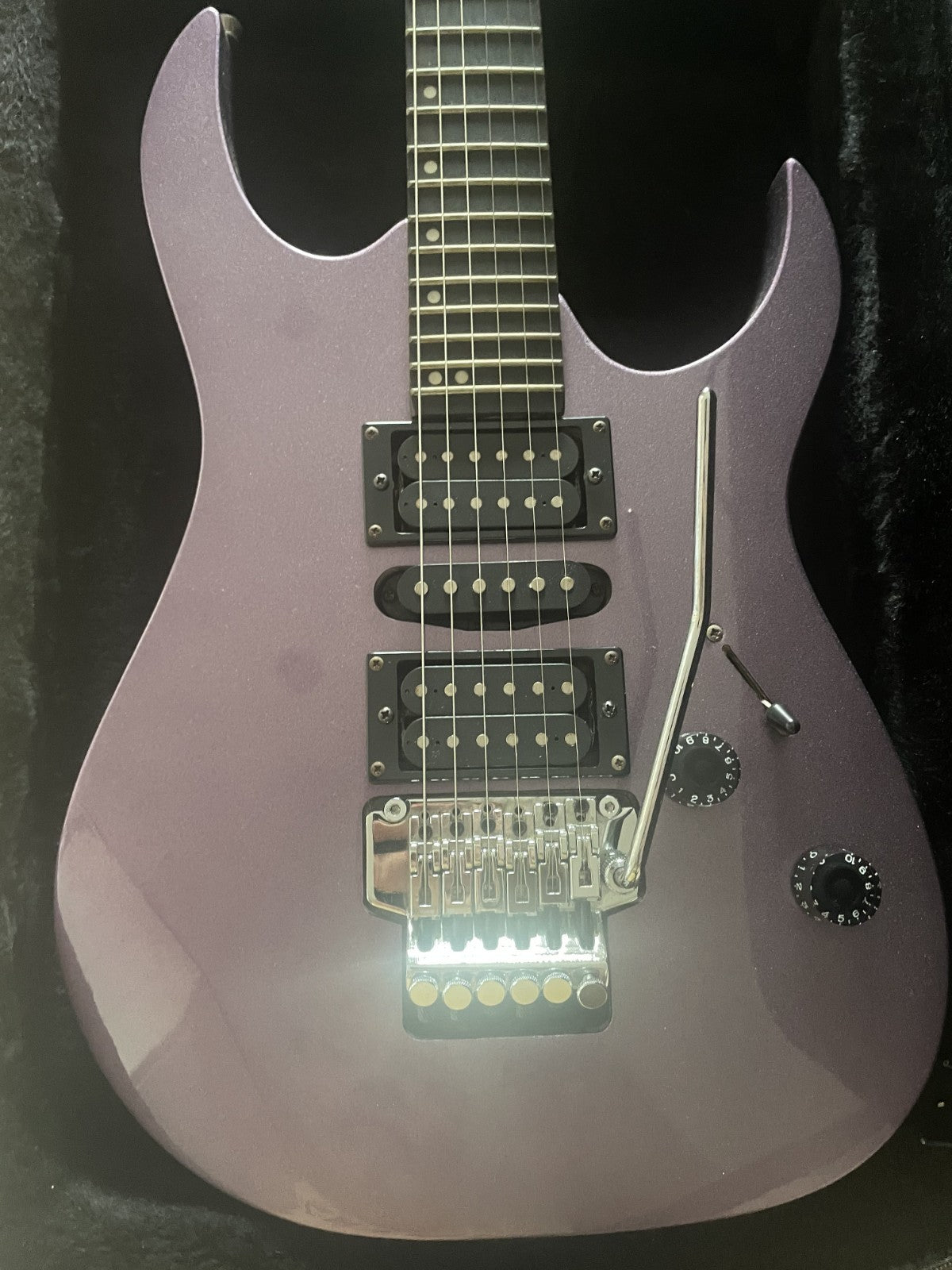 Washburn Pro WR154 Metallic Purple 2001 Electric Guitar - Great Conditition
