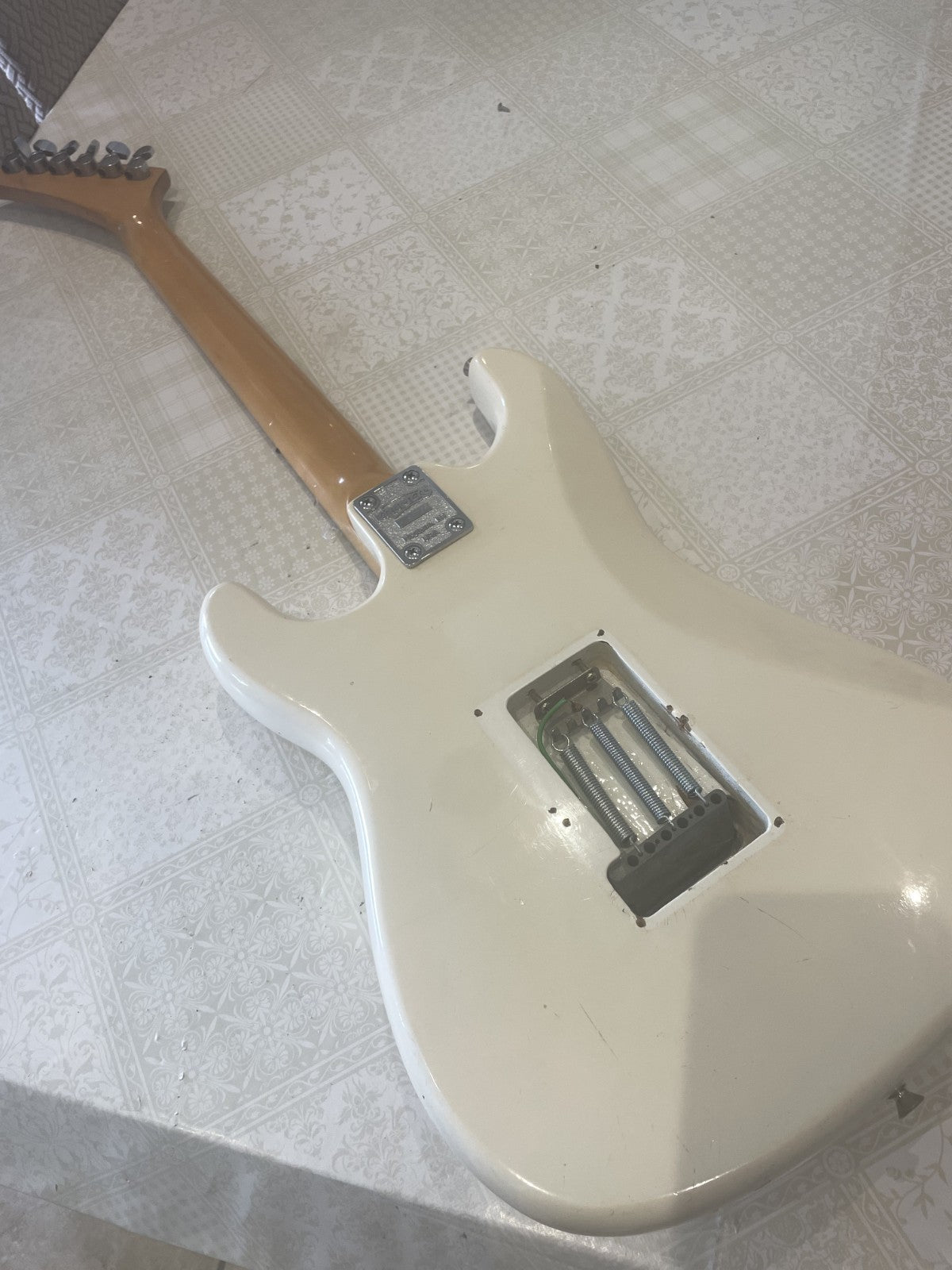 Vintage 1986 Kramer Aerostar ZX30H Cream Electric Guitar - Project-  HSS 80s