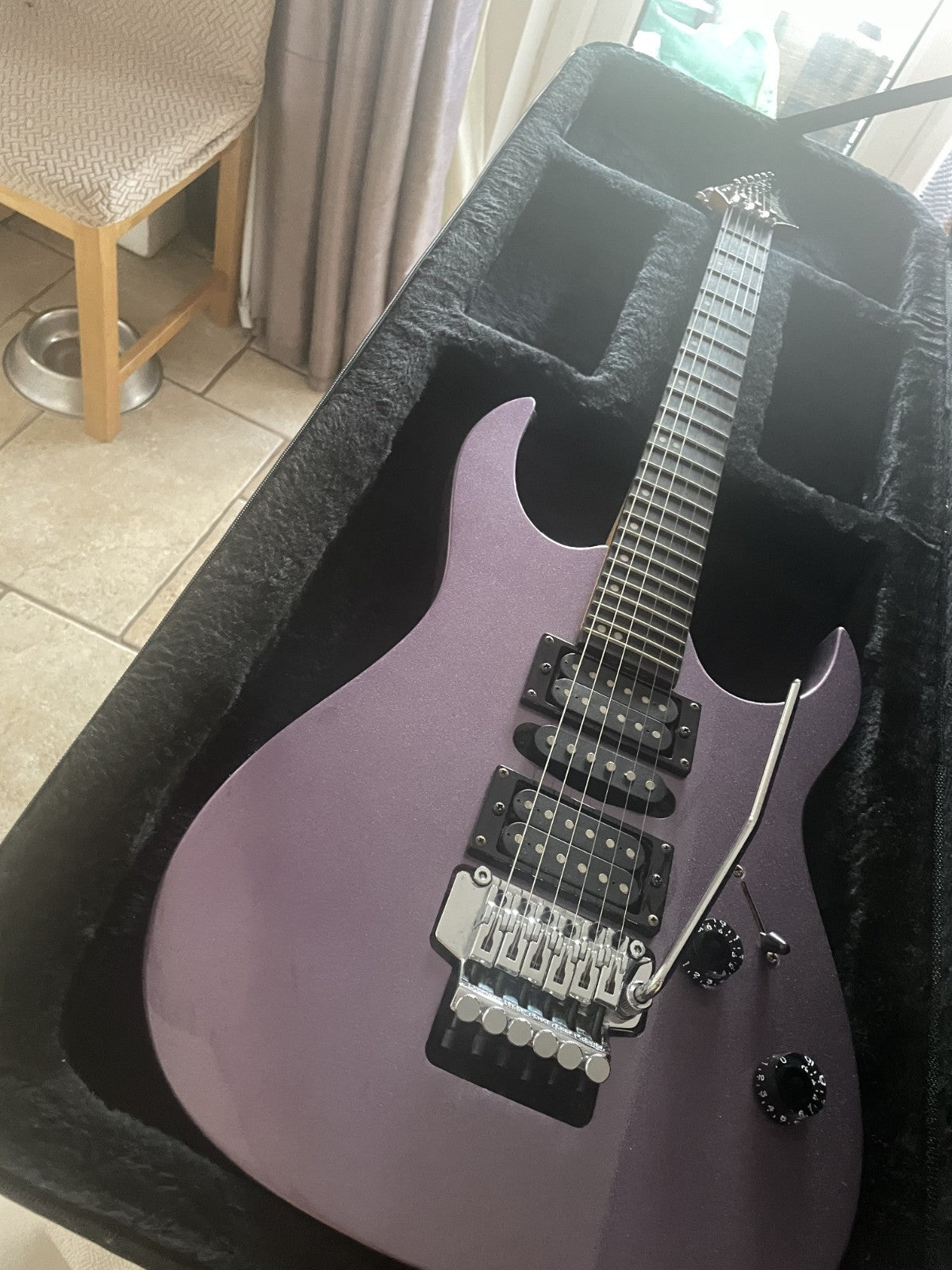 Washburn Pro WR154 Metallic Purple 2001 Electric Guitar - Great Conditition